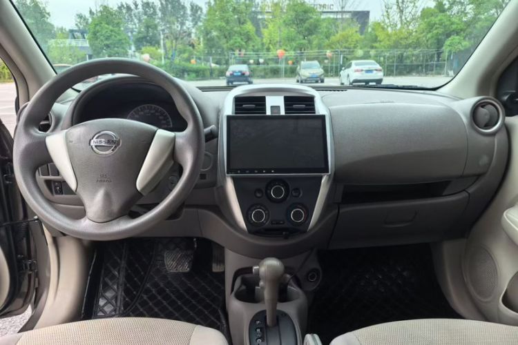Used Nissan Sunny 2015 1.5XE CVT Comfort Edition Interior 1