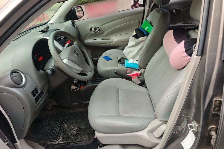 Used Nissan Sunny 2015 1.5XE CVT Elite Edition Left Front Seat