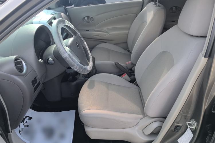 Used Nissan Sunny 2015 1.5XE Manual Comfort Edition Left Front Seat