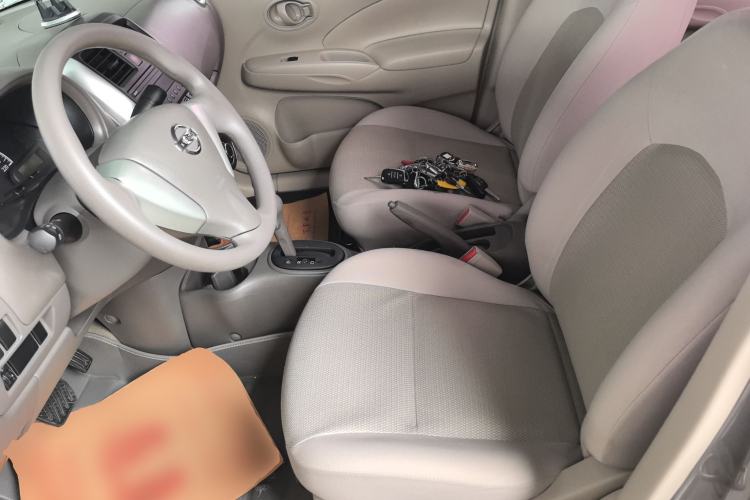 Used Nissan Sunny 2015 1.5XE CVT Comfort Edition Left Front Seat