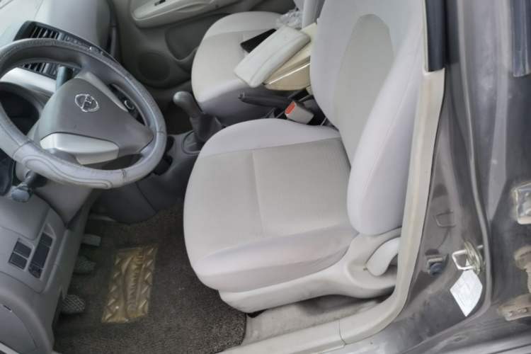 Used Nissan Sunny 2015 1.5XE Manual Comfort Edition Left Front Seat