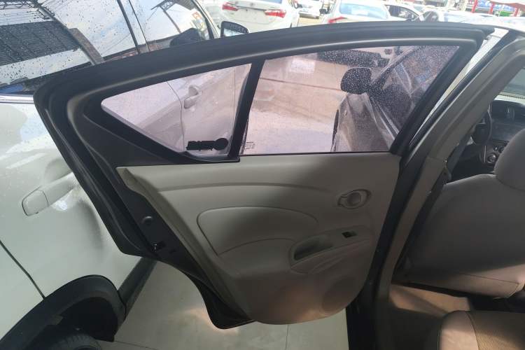 Used Nissan Sunny 2015 1.5XE CVT Comfort Edition Left Rear Door Interior