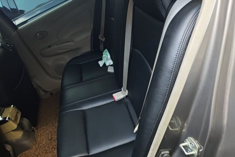 Used Nissan Sunny 2015 1.5XE Manual Comfort Edition Left Rear Seat