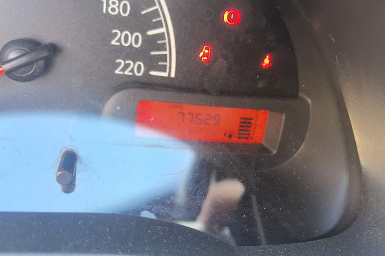Used Nissan Sunny 2015 1.5XE Manual Comfort Edition Odometer Close Up