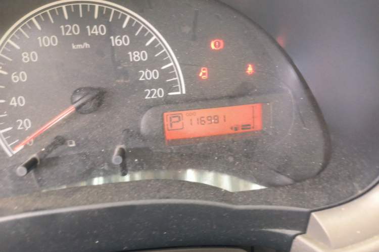 Used Nissan Sunny 2015 1.5XE CVT Comfort Edition Odometer Close Up