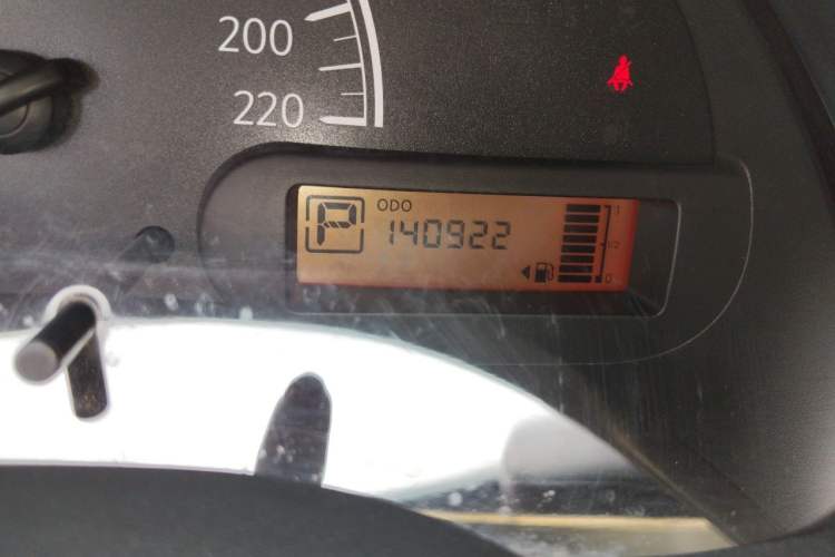 Used Nissan Sunny 2015 1.5XE CVT Comfort Edition Odometer Close Up