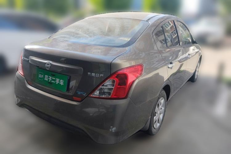Used Nissan Sunny 2015 1.5XE Manual Elite Edition Rear Right 45 Deg