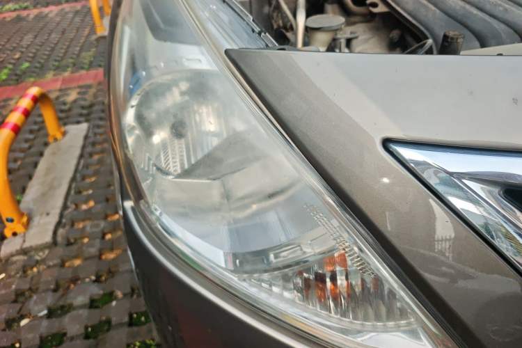 Used Nissan Sunny 2015 1.5XE CVT Elite Edition Right Front Headlight