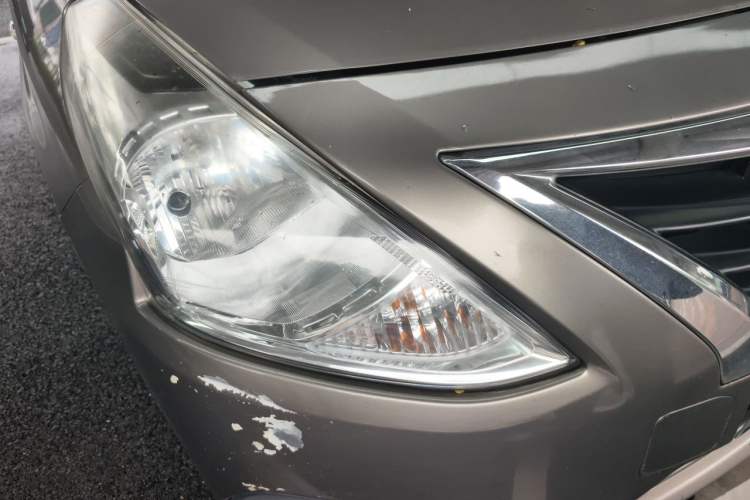 Used Nissan Sunny 2015 1.5XE CVT Comfort Edition Right Front Headlight