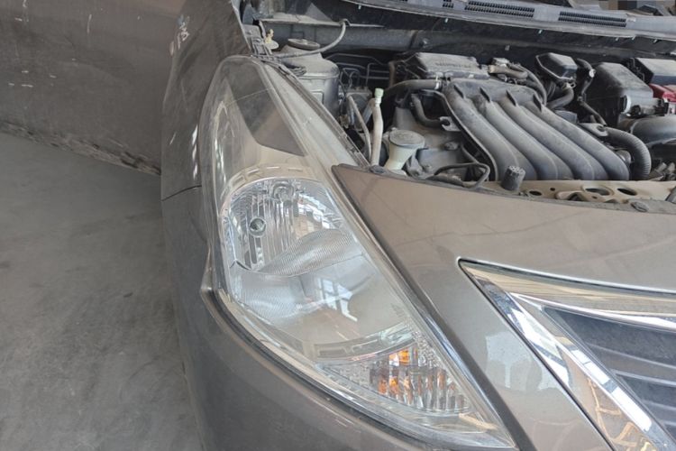 Used Nissan Sunny 2015 1.5XE CVT Master Edition Right Front Headlight