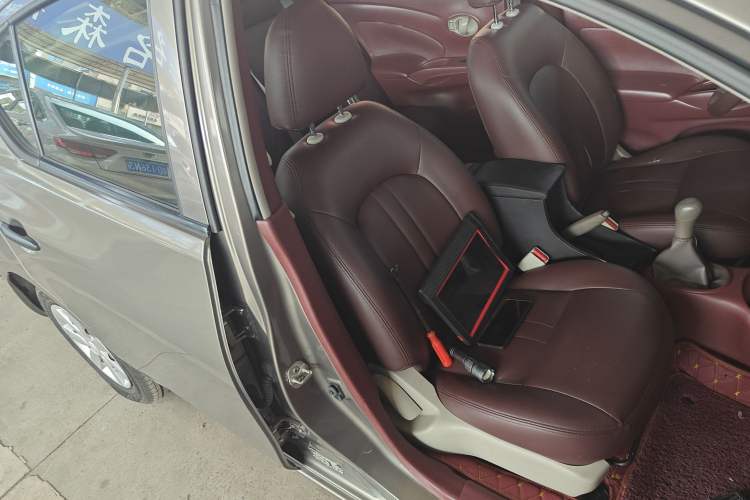 Used Nissan Sunny 2015 1.5XE Manual Comfort Edition Right Front Seat