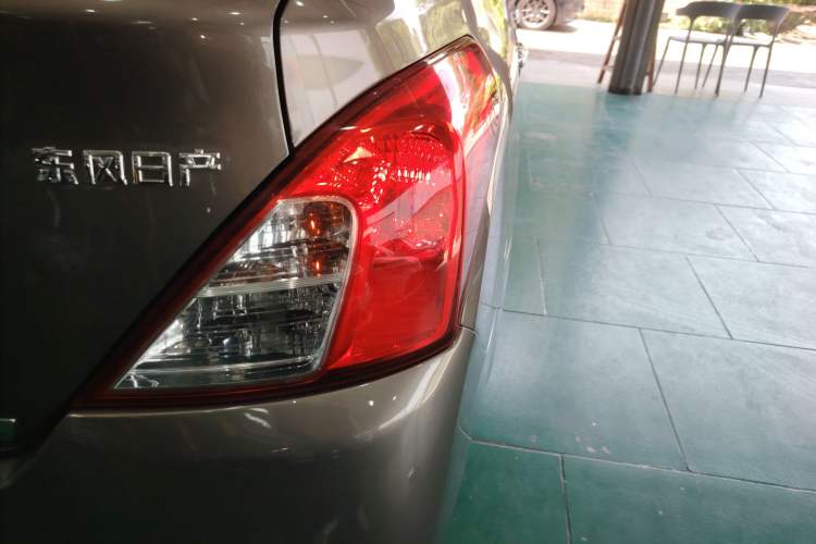 Used Nissan Sunny 2015 1.5XE CVT Elite Edition Right Rear Taillight
