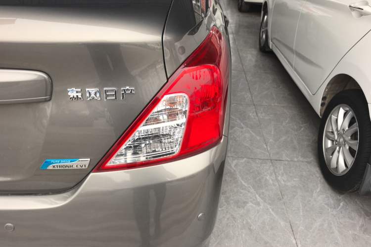 Used Nissan Sunny 2015 1.5XE CVT Comfort Edition Right Rear Taillight