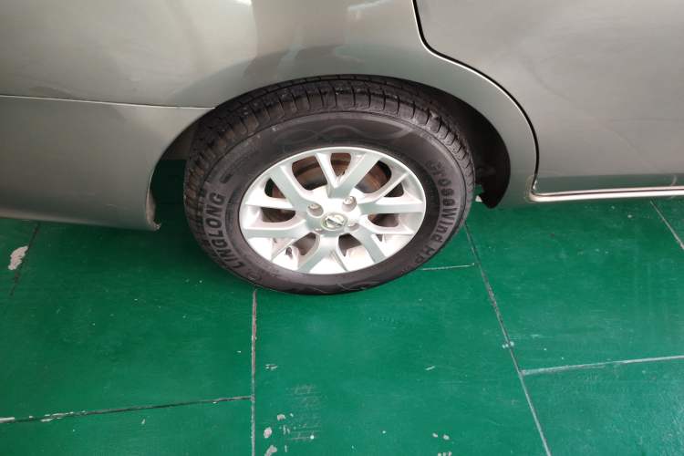 Used Nissan Sunny 2015 1.5XE CVT Elite Edition Right Rear Wheel Hub