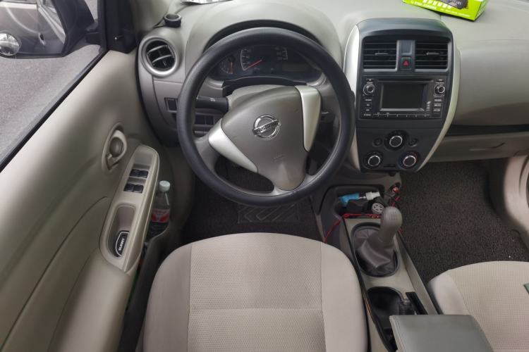 Used Nissan Sunny 2015 1.5XE Manual Comfort Edition Steering Wheel