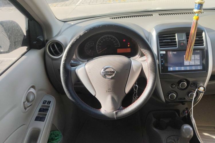 Used Nissan Sunny 2015 1.5XE Manual Elite Edition Steering Wheel