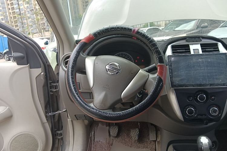 Used Nissan Sunny 2015 1.5XE Manual Comfort Edition Steering Wheel