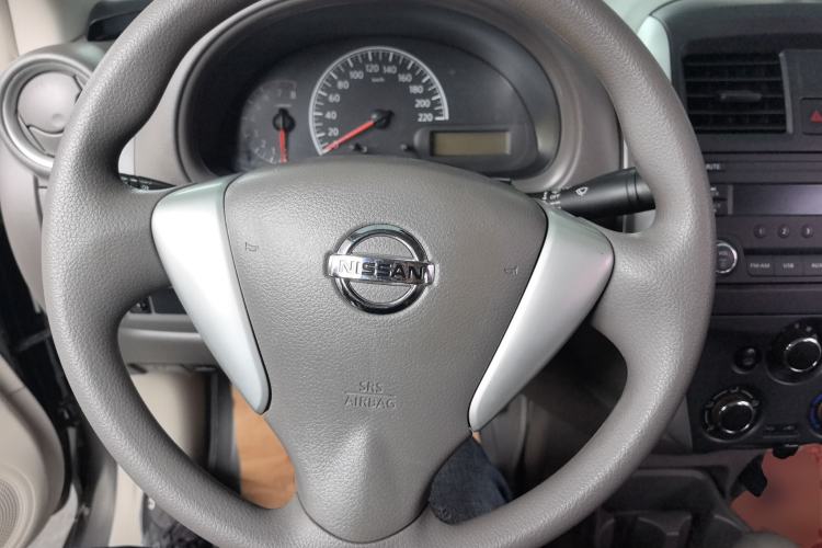 Used Nissan Sunny 2015 1.5XE CVT Comfort Edition Steering Wheel