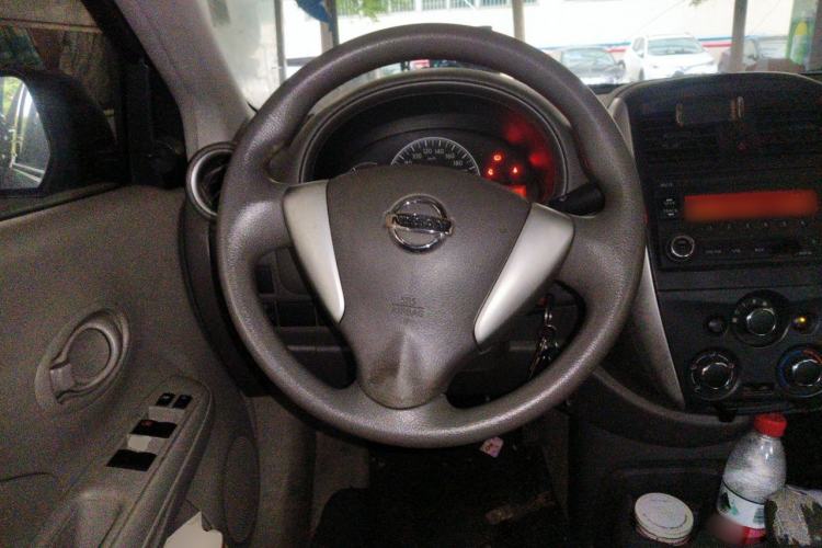 Used Nissan Sunny 2015 1.5XE Manual Comfort Edition Steering Wheel