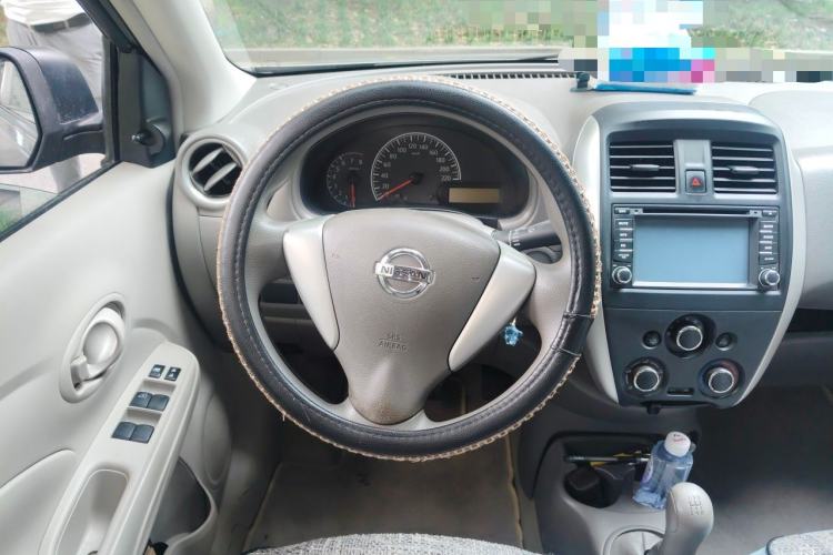 Used Nissan Sunny 2015 1.5XE Manual Comfort Edition Steering Wheel