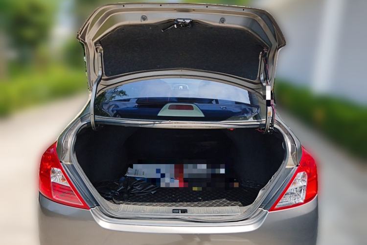 Used Nissan Sunny 2015 1.5XE Manual Comfort Edition Trunk