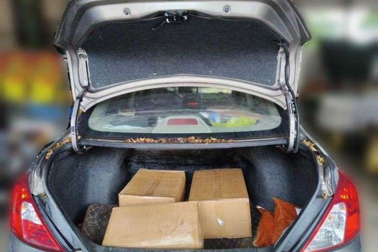 Used Nissan Sunny 2015 1.5XE Manual Comfort Edition Trunk