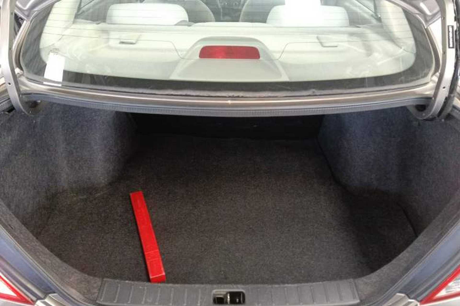 Used Nissan Sunny 2015 1.5XE CVT Comfort Edition Trunk