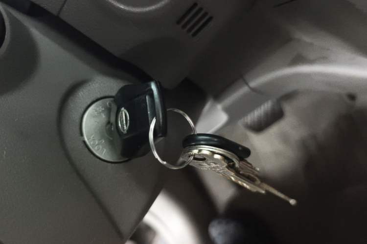 Used Nissan Sunny 2015 1.5XE CVT Comfort Edition Vehicle Key
