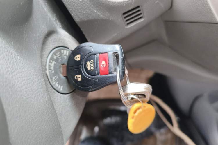 Used Nissan Sunny 2015 1.5XE Manual Comfort Edition Vehicle Key