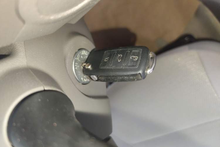 Used Nissan Sunny 2015 1.5XE CVT Comfort Edition Vehicle Key