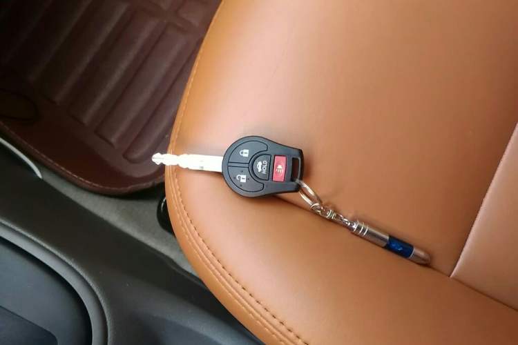 Used Nissan Sunny 2015 1.5XE CVT Comfort Edition Vehicle Key