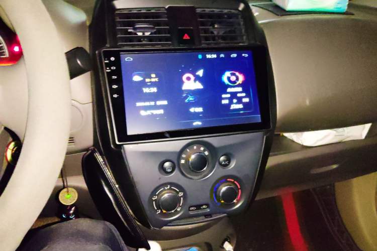 Used Nissan Sunny 2015 1.5XE CVT Comfort Edition Audio And AC Panel