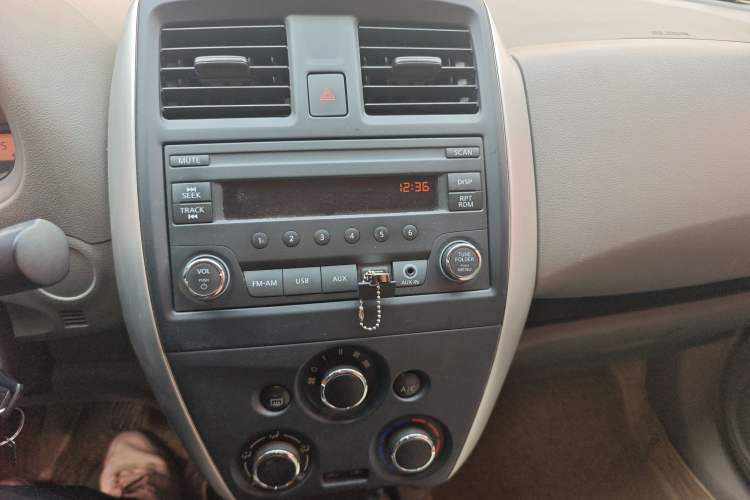 Used Nissan Sunny 2015 1.5XE Manual Comfort Edition Audio And AC Panel