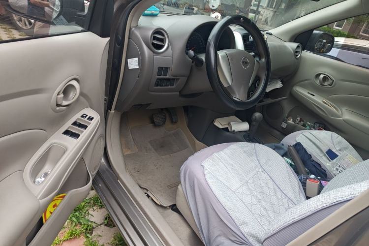 Used Nissan Sunny 2015 1.5XE CVT Master Edition Driver Seat
