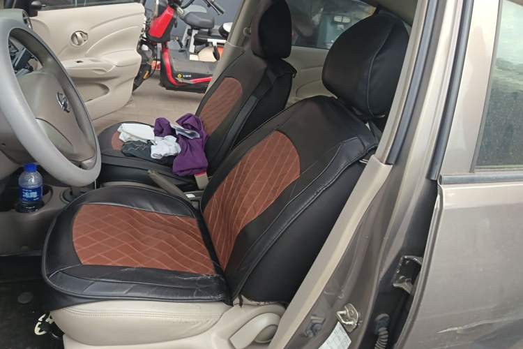 Used Nissan Sunny 2015 1.5XE CVT Comfort Edition Driver Seat