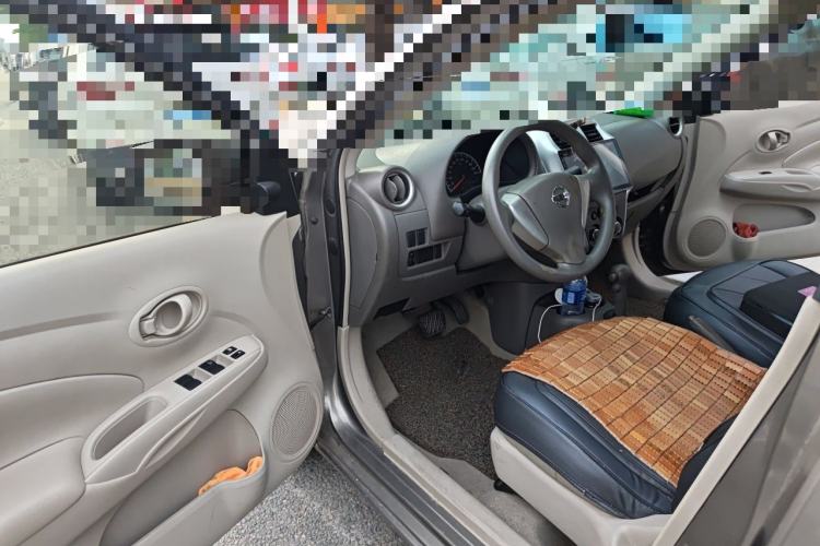 Used Nissan Sunny 2015 1.5XE CVT Comfort Edition Driver Seat