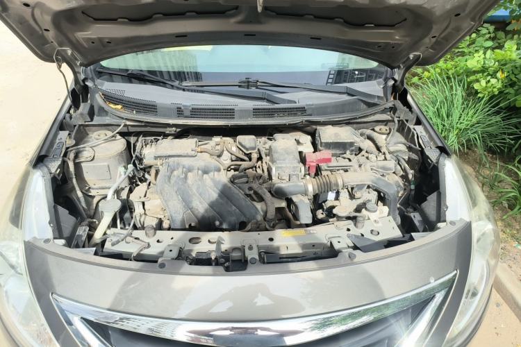 Used Nissan Sunny 2015 1.5XE CVT Comfort Edition Engine Bay