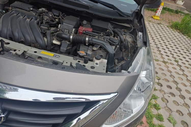 Used Nissan Sunny 2015 1.5XE CVT Master Edition Engine Bay Left