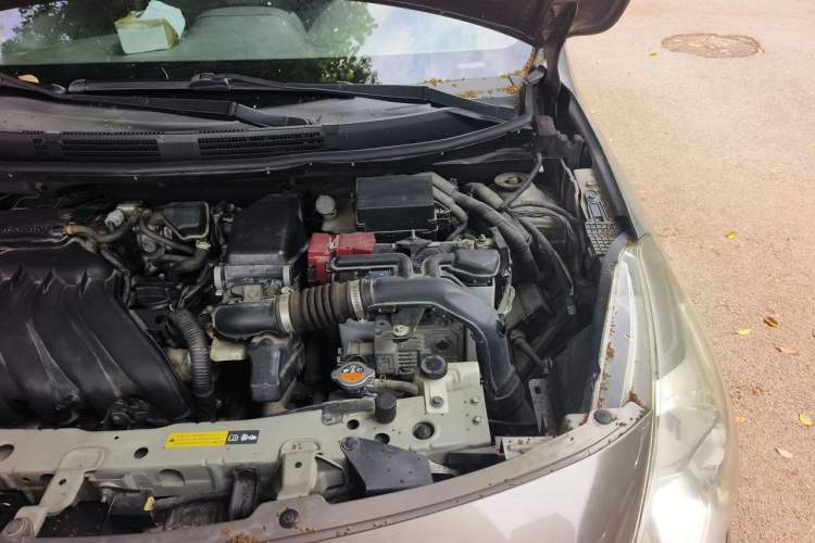 Used Nissan Sunny 2015 1.5XE CVT Comfort Edition Engine Bay Left