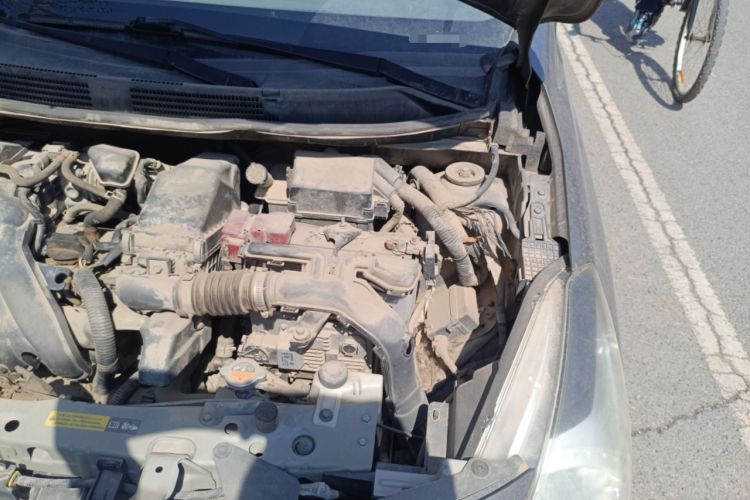 Used Nissan Sunny 2015 1.5XE CVT Elite Edition Engine Bay Left