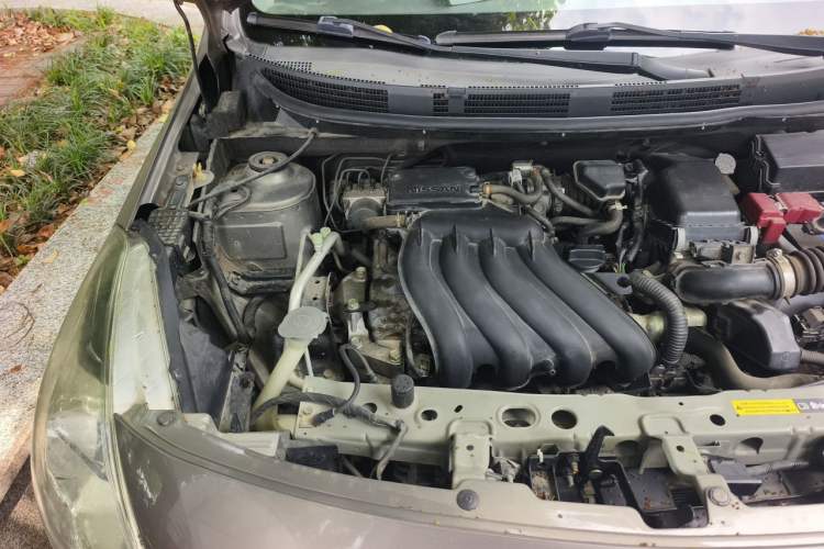 Used Nissan Sunny 2015 1.5XE CVT Comfort Edition Engine Bay Right