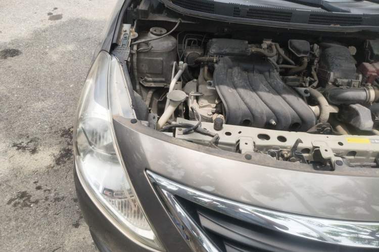 Used Nissan Sunny 2015 1.5XE CVT Comfort Edition Engine Bay Right