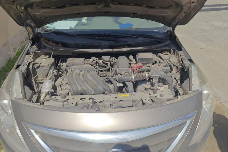 Used Nissan Sunny 2015 1.5XE Manual Comfort Edition Engine Bay