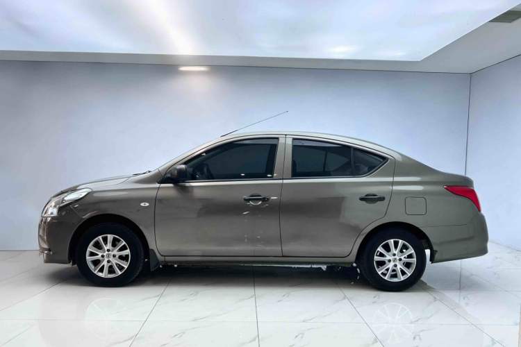 Used Nissan Sunny 2015 1.5XE CVT Comfort Edition Exterior 2
