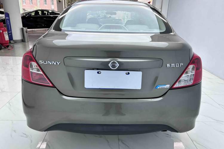 Used Nissan Sunny 2015 1.5XE CVT Comfort Edition Exterior 5