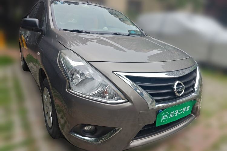 Used Nissan Sunny 2015 1.5XE CVT Master Edition Front Right 45 Deg