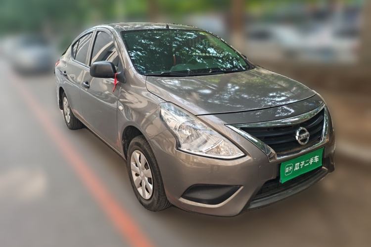 Used Nissan Sunny 2015 1.5XE Manual Comfort Edition Front Right 45 Deg