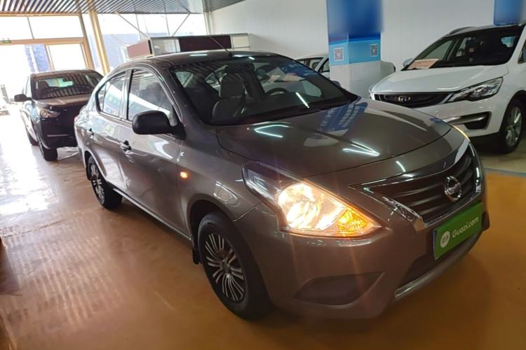 Used Nissan Sunny 2015 1.5XE Manual Comfort Edition Front Right 45 Deg