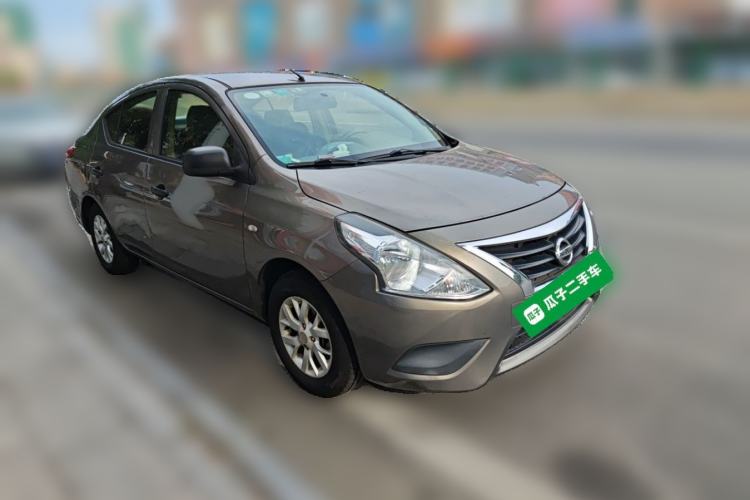 Used Nissan Sunny 2015 1.5XE CVT Comfort Edition Front Right 45 Deg