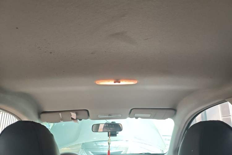 Used Nissan Sunny 2015 1.5XE Manual Comfort Edition Headliner